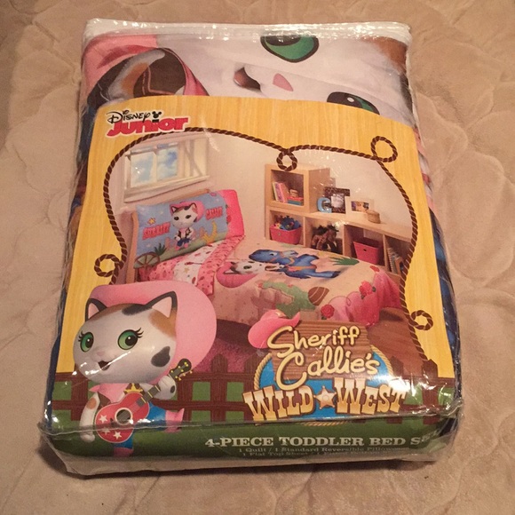 Disney Bedding Sheriff Callie Toddler Bed Set Poshmark